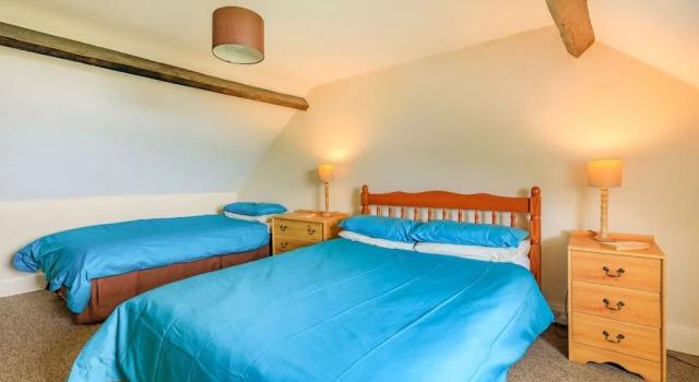 Hillymouth, Đặt Khách sạn Ilfracombe Devon