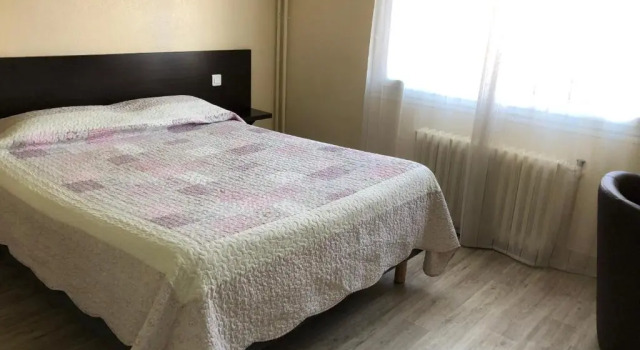 Номер Economy Hotel Restaurant Saint-Benoit