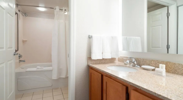 Люкс Residence Inn by Marriott Southington