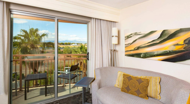 Двухместный номер Standard с балконом Courtyard by Marriott Phoenix West/Avondale