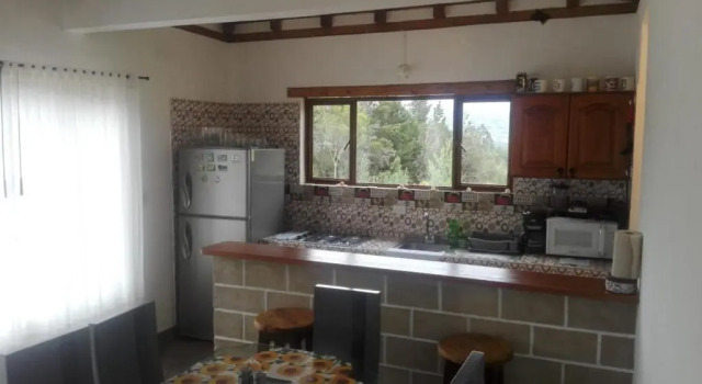 Коттедж Dos habitaciones privadas con baño y placard en la cabaña Quinta Buenos Aires