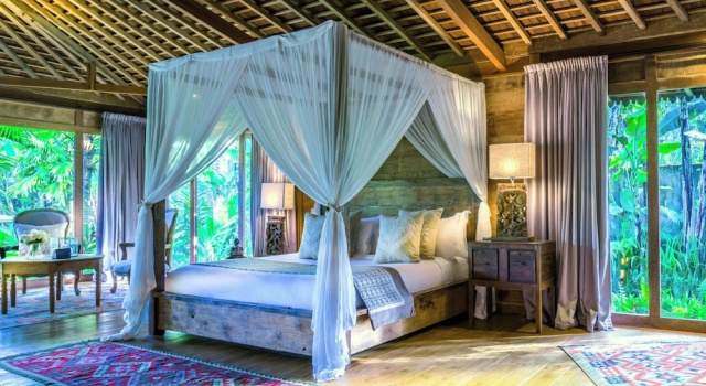 Istana Suite at Nag Shampa Private Estate, Prenota Villa Cottage a Bali, Cottage