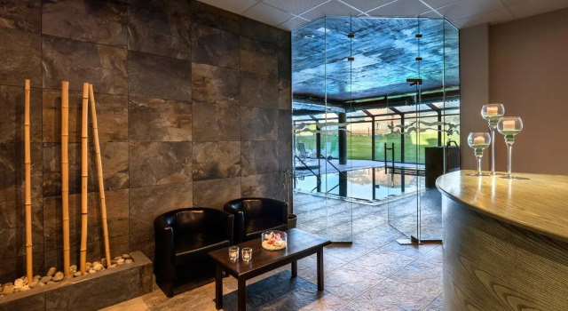 Hotel Spa Aguas de los Mallos, Забронировать Курортный отель Мурильо-де-Гальего Zaragoza Province, рядом с Bodegas y Vinedos Reino de los Mallos