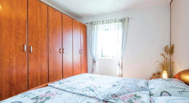 Beautiful Home in Lovran With Wifi and 2 Bedrooms