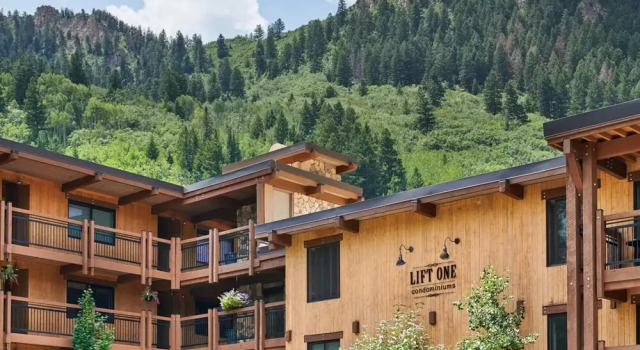 Updated 2BR in the Heart of Aspen, Забронировать Отель Отели Аспен 4 звезды, рядом с Bell Mountain, 4*