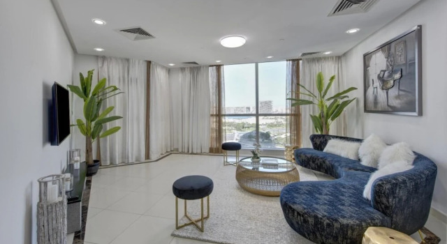 Designer 3B Sea Views Dubai Marina, Забронировать Отель Дубай-Марина , рядом с Jumeirah Palm Tram Station