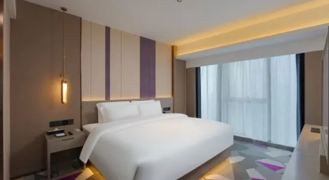 Люкс Deluxe Lavande Hotel (Chongqing Yuelai International Expo Center Central Park)
