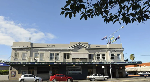 Bayview Hotel Woy Woy, Book Hotel Woy Woy Central Coast
