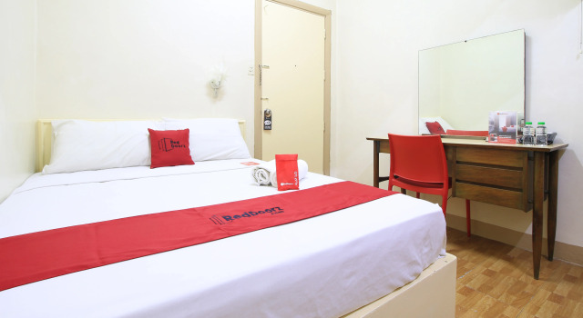 RedDoorz Plus @ Chinatown Binondo