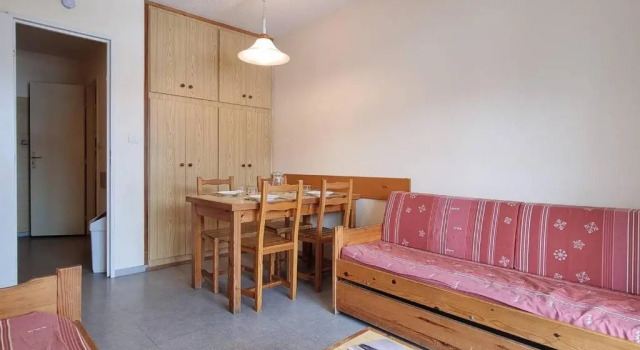 Appartement Le Dévoluy, 2 pièces, 4 personnes - FR-1-525-182, Забронировать Апартаменты/квартира Ле-Деволюи Hautes-Alpes, рядом с Горнолыжный курорт СюперДеволюи