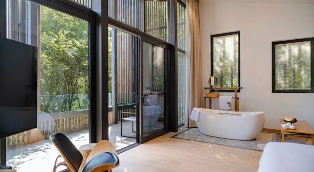 Коттедж Classic Liyang Meijie Mountain Hotspring Resort Hotel