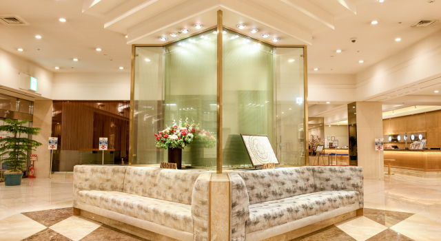 Отель Narita Tobu Hotel Airport