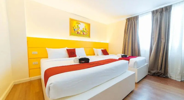 Двухместный номер Deluxe RedDoorz Plus at Hotel Metro Kalibo
