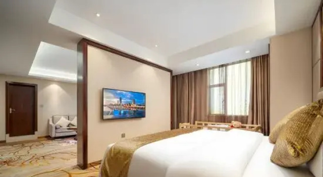 Двухместный семейный люкс Zhonglian Harbor Hotel