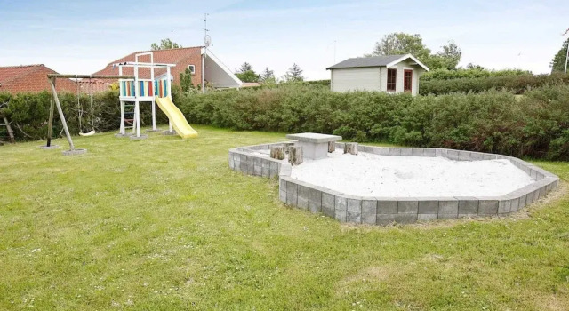 10 Person Holiday Home in Hadsund