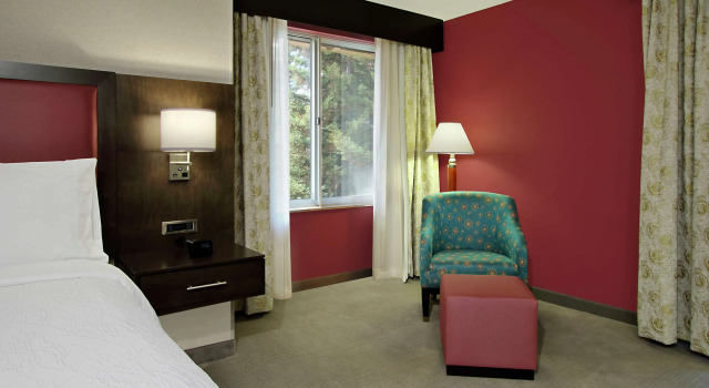Hilton Garden Inn Sonoma County Airport, 예약 호텔 샌타로자 Wine Country - Northern California