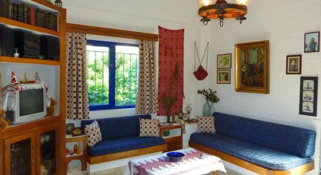 Коттедж Maros Spitaki in Varipetro