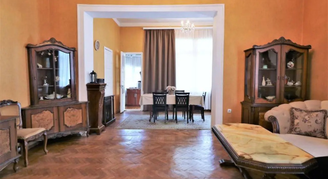 Mose Janashvili Street 4Th, Prenota Hotel Hotel a Tbilisi con parcheggio, Parcheggio