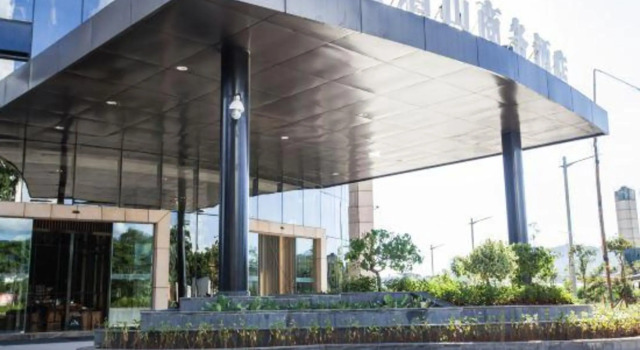 Lanmeishan Business Hotel (Pu'er Simao Airport), Rezerwuj Hotel Hotele w Pu'er z parkingiem, Parking