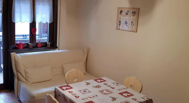 MARI, small three room apartment. (022036-AT-065138)-371 MARI