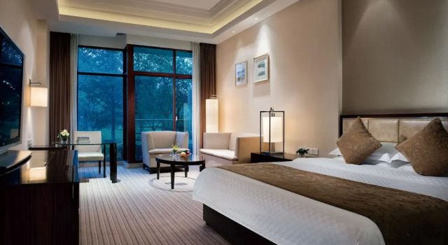 Двухместный номер Business с балконом Jinling Riverside Hotel Nanjing