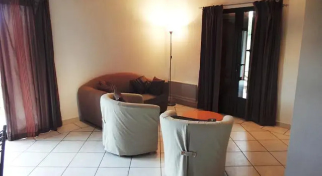 Gite Iparza, Varaa Hotelli Çaro 
