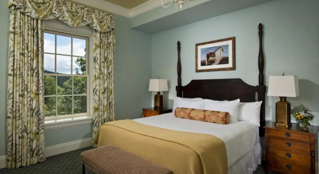 Номер Deluxe The Otesaga Resort Hotel