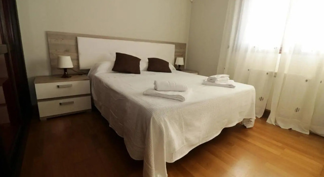 Apartamento , wifi y garaje cerca del centro, Забронировать Апартаменты/квартира Апартаменты Овьедо, рядом с Театр Кампоамор, Апартаменты/квартира