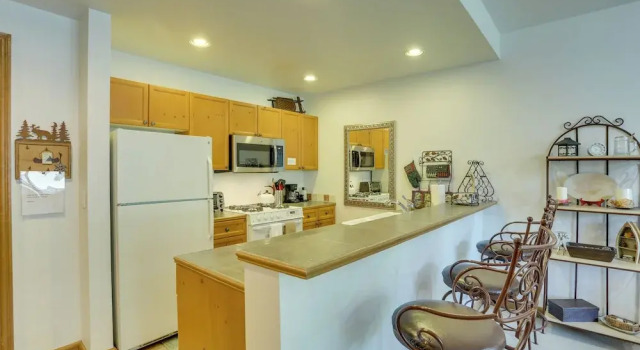 Lavish Escape - 3 Mi From Beaver Creek Resort!