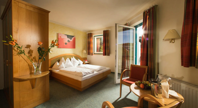 Maiers Wellnesshotel Loipersdorf, Rezervasyon Otel Loipersdorf bei Fuerstenfeld Fuerstenfeld