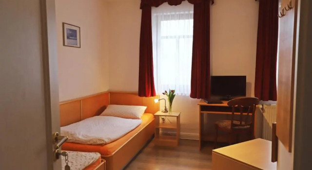 Standard Twin room Pension Hinz & Kunz