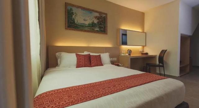 Номер Superior Paragon Lutong Hotel
