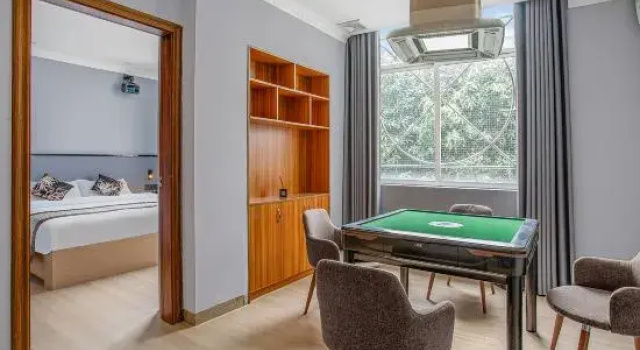 Люкс Executive Yikela Yinying Apartment (Xinhui Wanda Plaza)