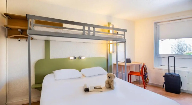 Трёхместный номер Standard ibis budget Limoges Centre Gare
