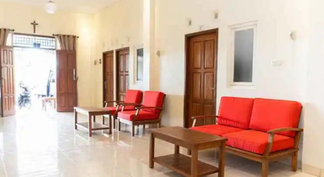 Trision Kostel Near Undip - Universitas Diponegoro