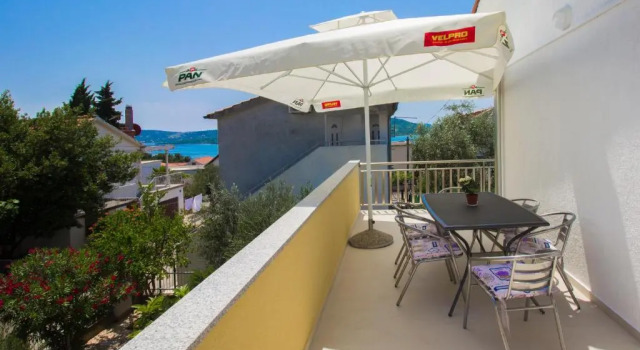 Apartments Zoran