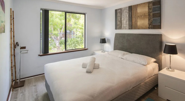 Шестиместные апартаменты Dunsborough Beach Cottages