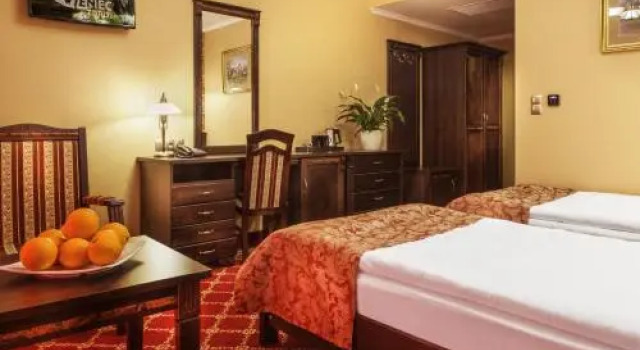 Jutrzenka Medical SPA, Забронировать Курортный отель Отели Влоцлавек с бассейном, Бассейн
