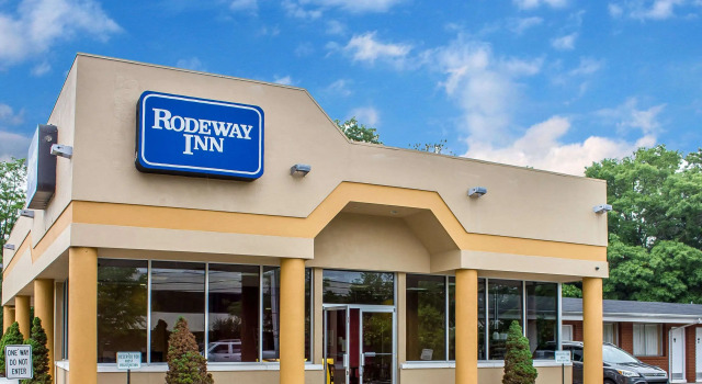 Rodeway Inn Macarthur Airport, Boek Hotel Ronkonkoma 