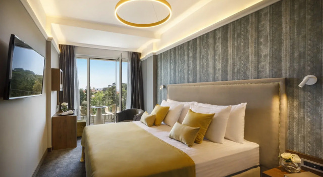Grand Hotel Imperial, Book Hotel Rab 
