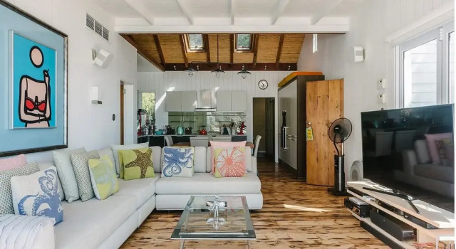 26 Third Beach Clifton