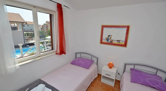 Apartments Vesna Vodice, Забронировать Апартаменты/квартира Отели Водице с парковкой, рядом с Частный Пляж Отеля «Кристина», Парковка
