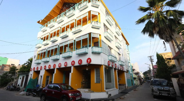Raj Residency Hotel, Забронировать Отель Отели штата Тамилнада с завтраком, Завтраки