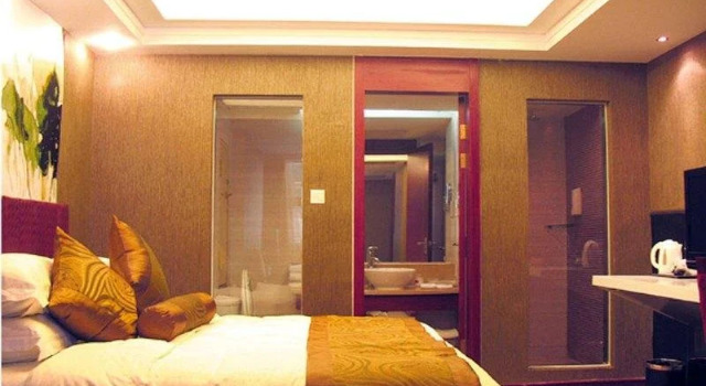 Jiulong International Hotel, Book Hotel Hoteller i Lianyungang med parkering, Parkering