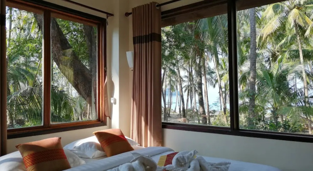 Семейный номер Standard c 1 комнатой с частичным видом на море Kyaw Myanmar Hotel