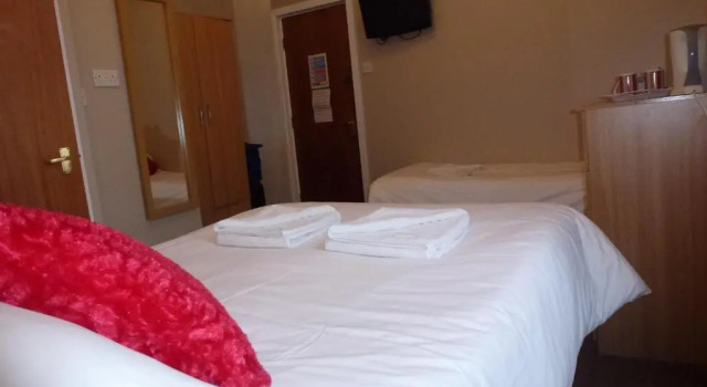 Трёхместный номер Standard Lindum Hotel