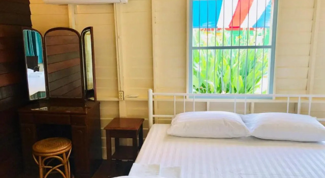 Номер Deluxe อยู่แพ PaeStay อุทัยธานี