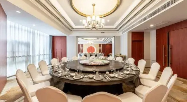 Yan'an Tourism Hotel, Prenota Hotel Hotel a Shaanxi con parcheggio, Parcheggio