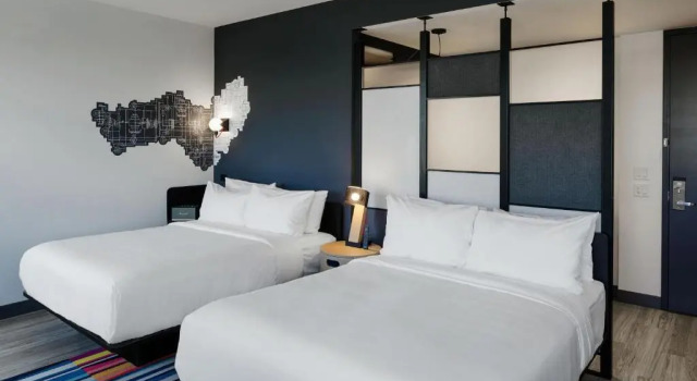 Четырёхместный номер Standard с видом на город Aloft by Marriott Columbus University District