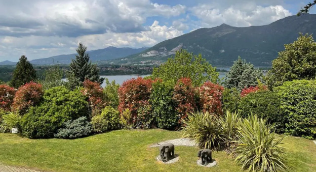 MY HUMBLE HOUSE - elegante appartamento con patio, Prenota Appartamento Oggiono Lombardia